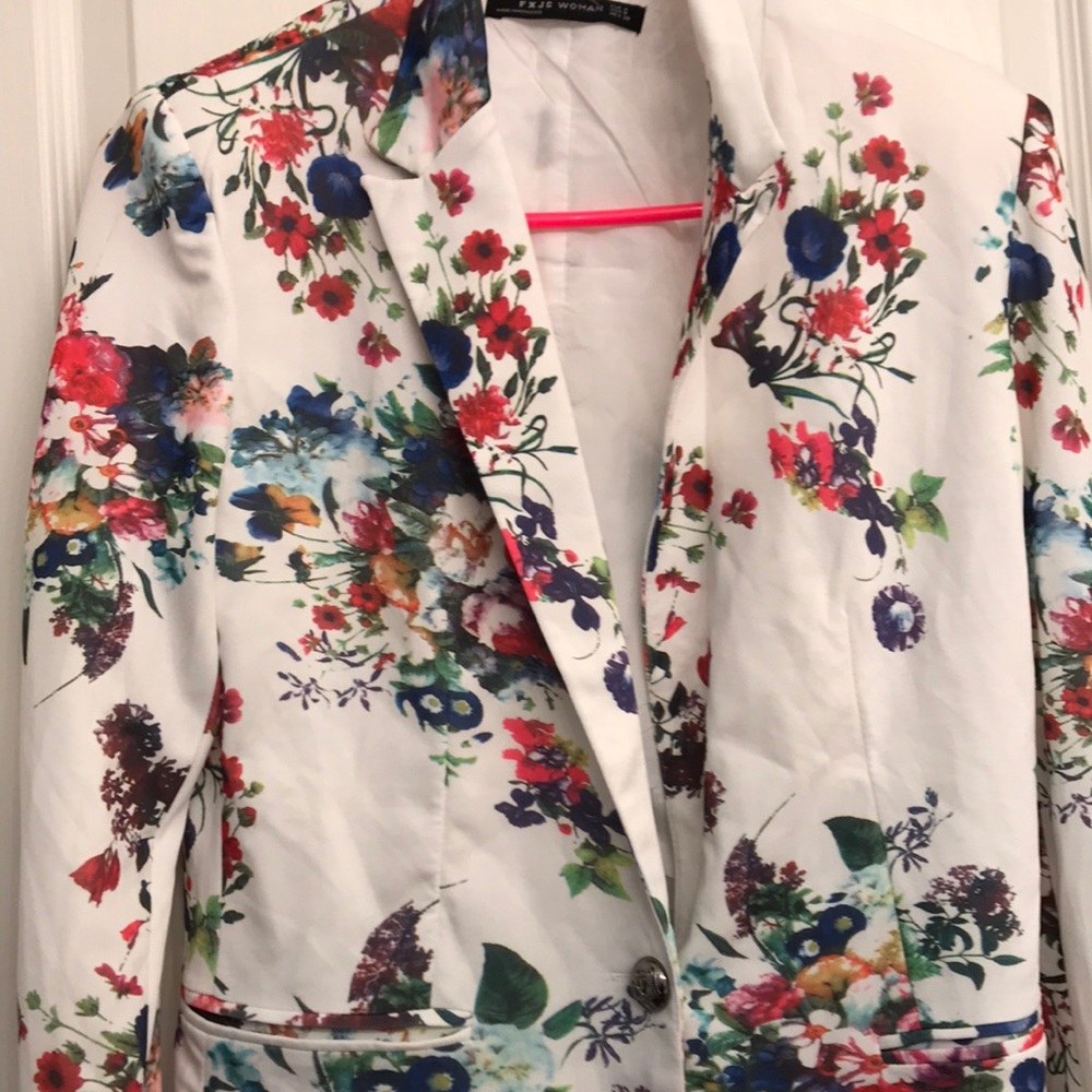 Beautiful blazer made in Morocco NWOT